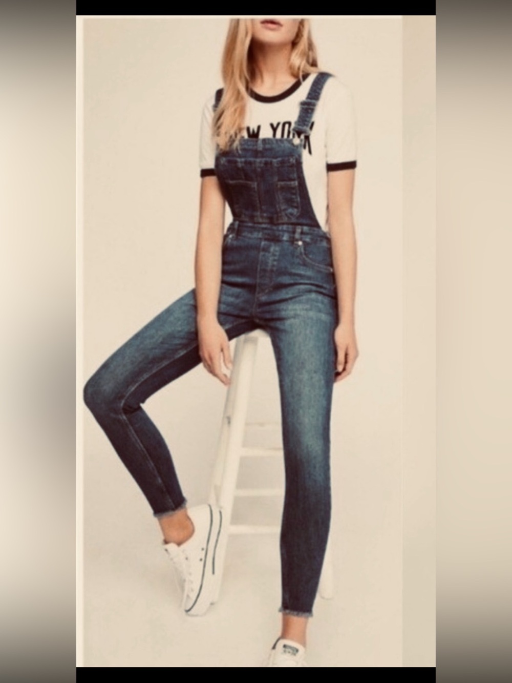Free People medium-wash overalls sz 24